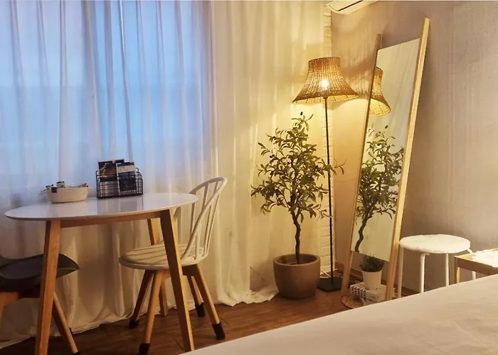 E202 # 홍대인근 이대역 Apartamento Seúl