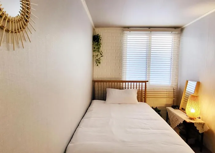 Apartamento E202 # 홍대인근 이대역